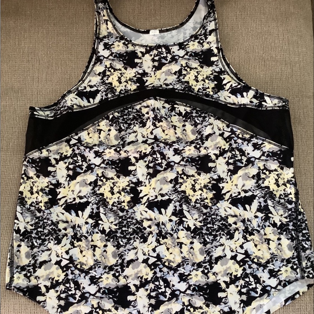 Lululemon Dressy Tank size Small